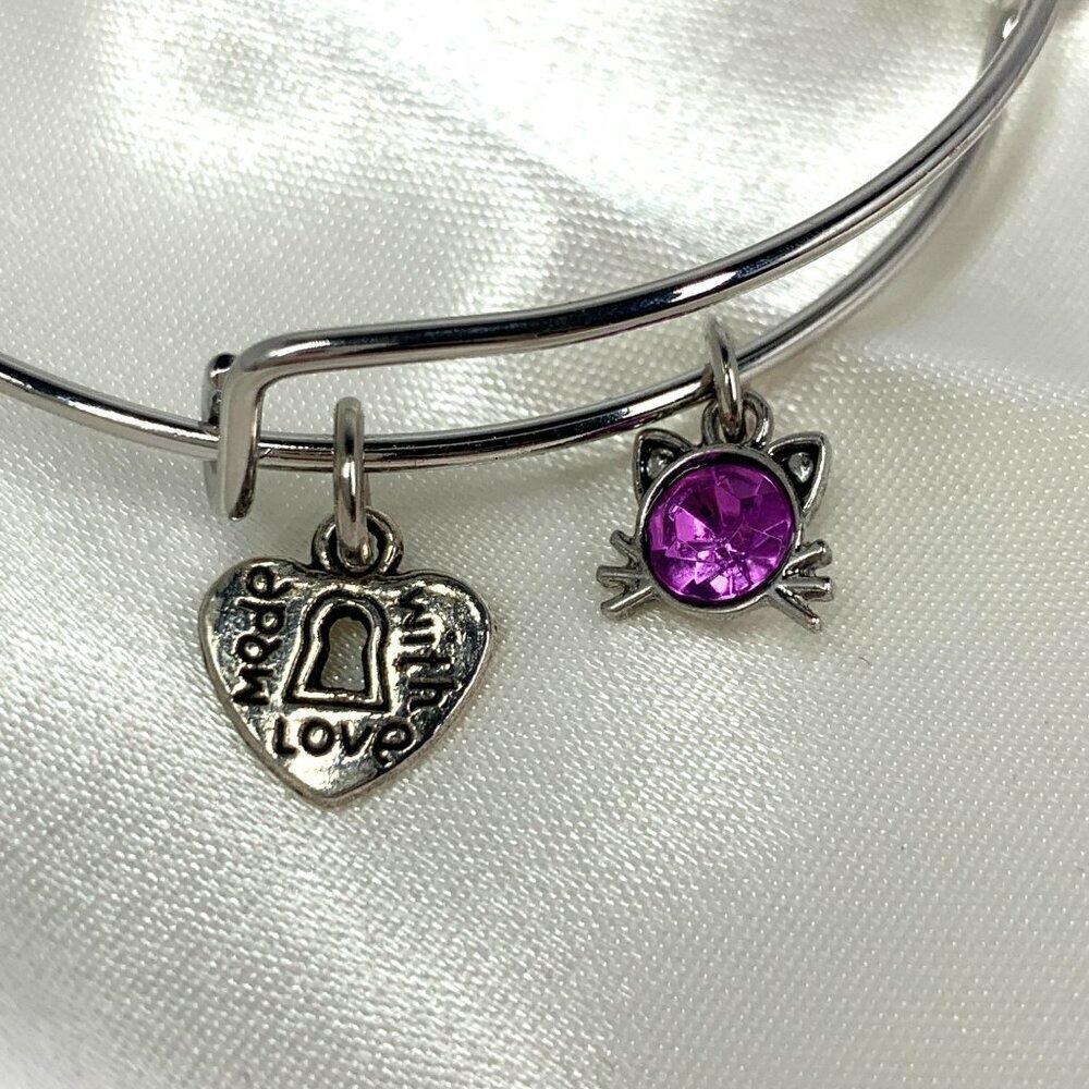 Cat Charm Bracelet Silver Finish Purple Crystal - Expands 2.75"- 3.5" NWOT - Picture 2 of 3